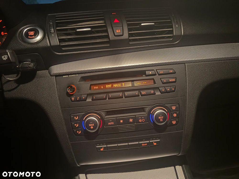 BMW Seria 1 118i - 12