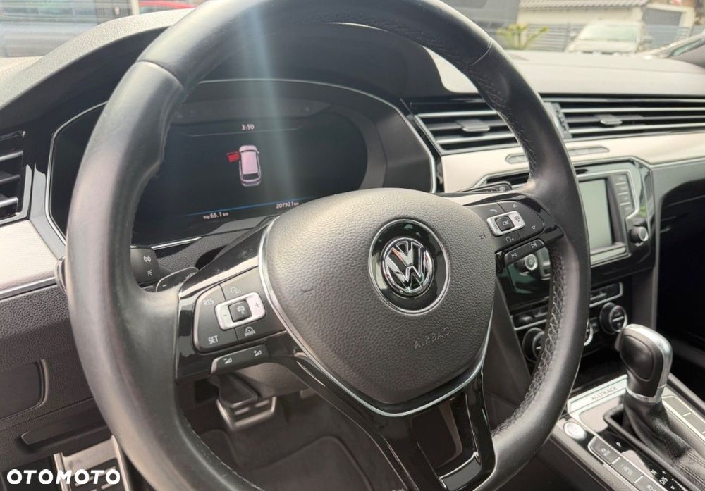 Volkswagen Passat Alltrack - 15