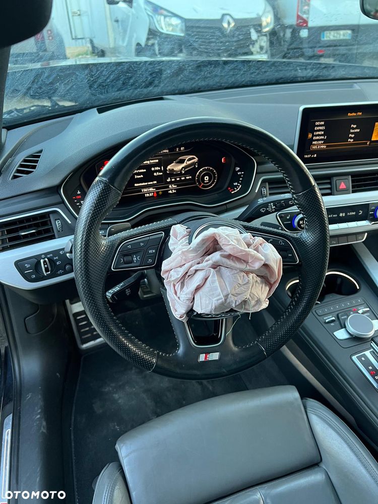 Audi A4 Allroad - 31