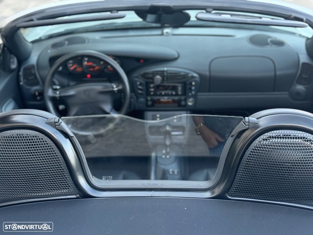 Porsche Boxster - 38