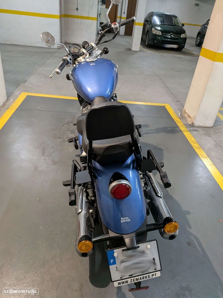 Royal Enfield Super Meteor 650 - 18