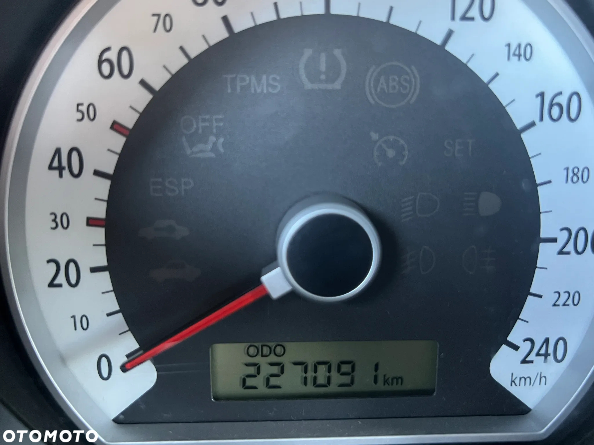 Kia Ceed - 14