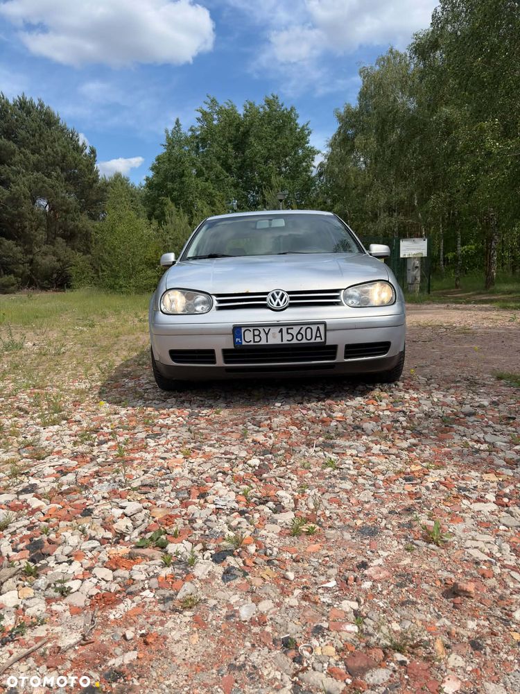 Volkswagen Golf 2.0 Highline - 2