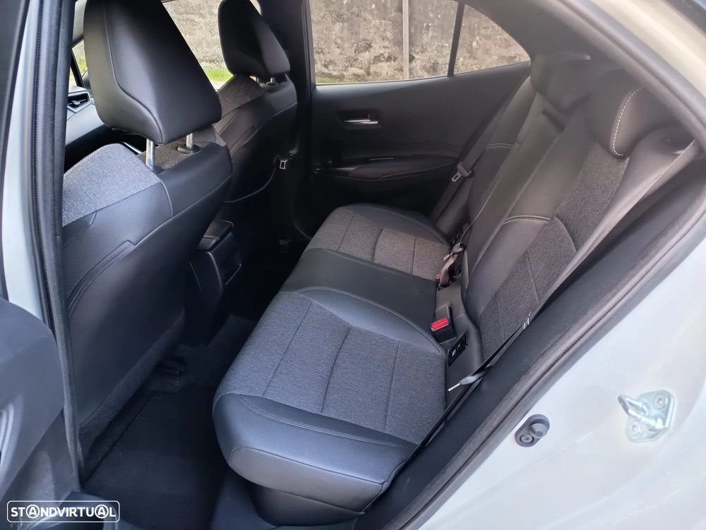 Toyota Corolla 1.8 Hybrid Comfort+P.Sport - 15