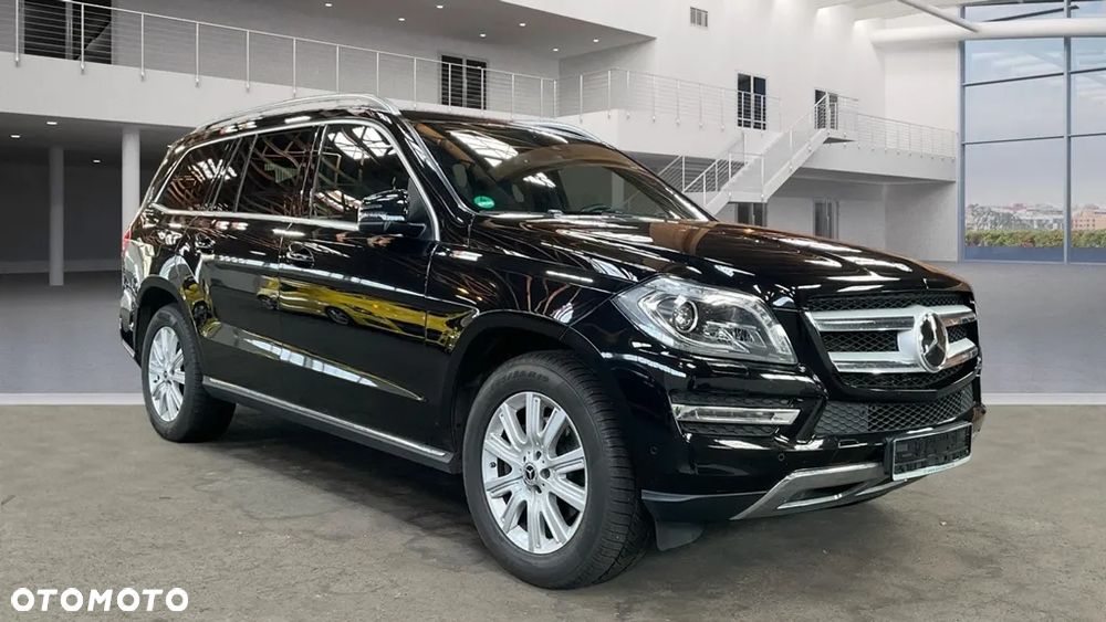 Mercedes-Benz GL 350 BlueTec 4-Matic - 3