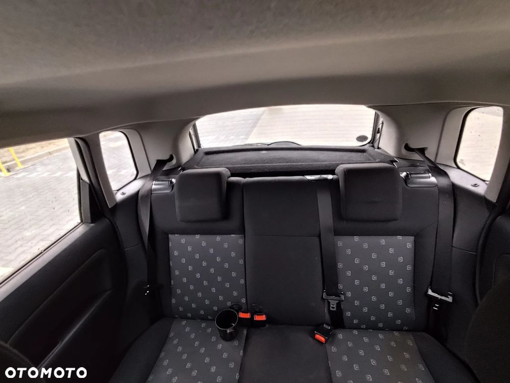 Ford Fiesta 1.3 Trend - 11