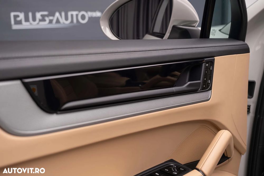 Porsche Cayenne Coupe E-Hybrid Tiptronic S - 22
