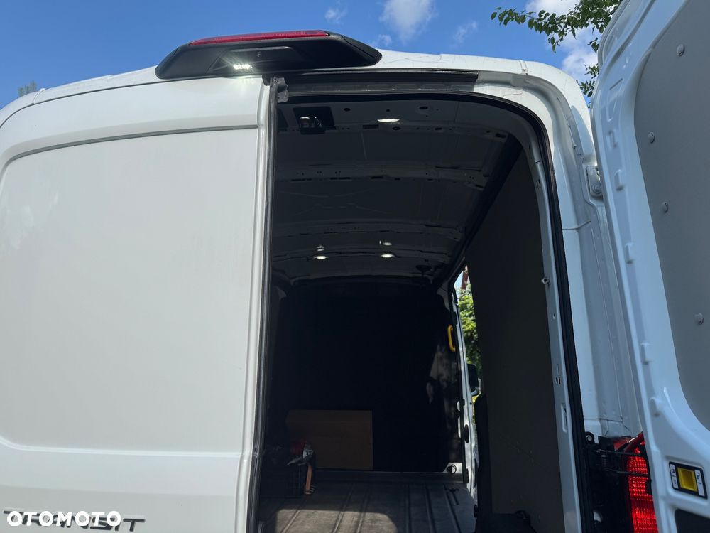 Ford Transit - 8