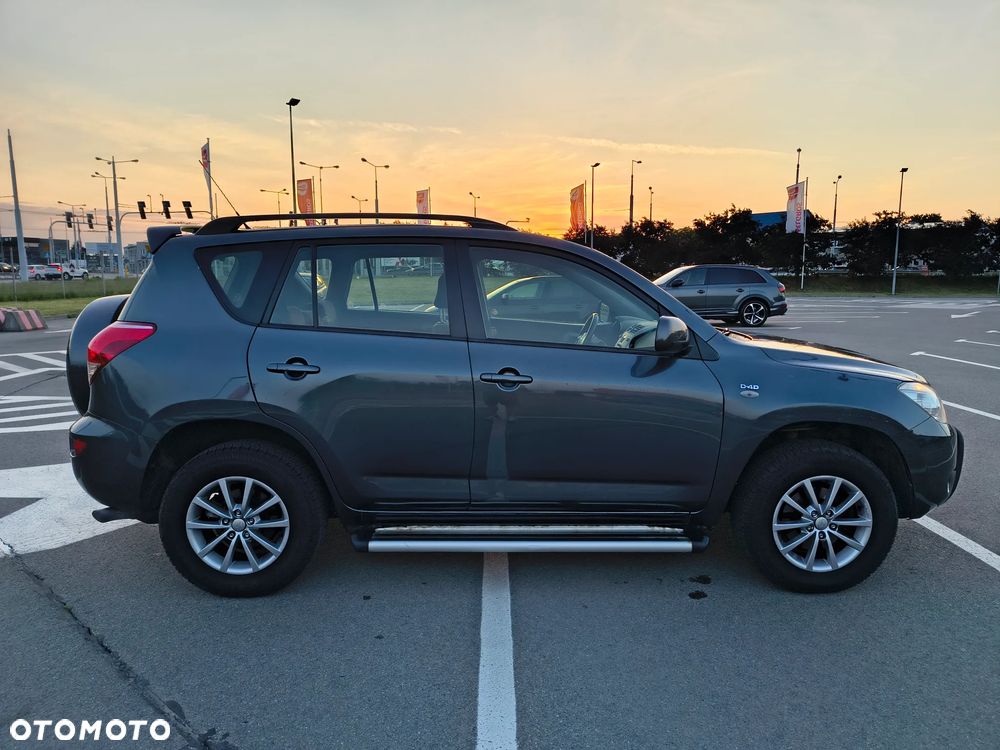 Toyota RAV4 2.2 D-4D Luna - 7