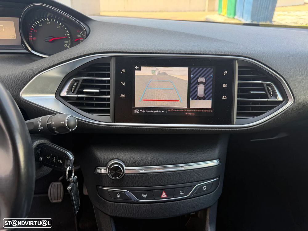 Peugeot 308 SW 1.5 BlueHDi Style - 9
