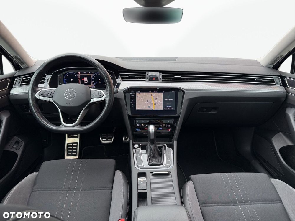 Volkswagen Passat - 38