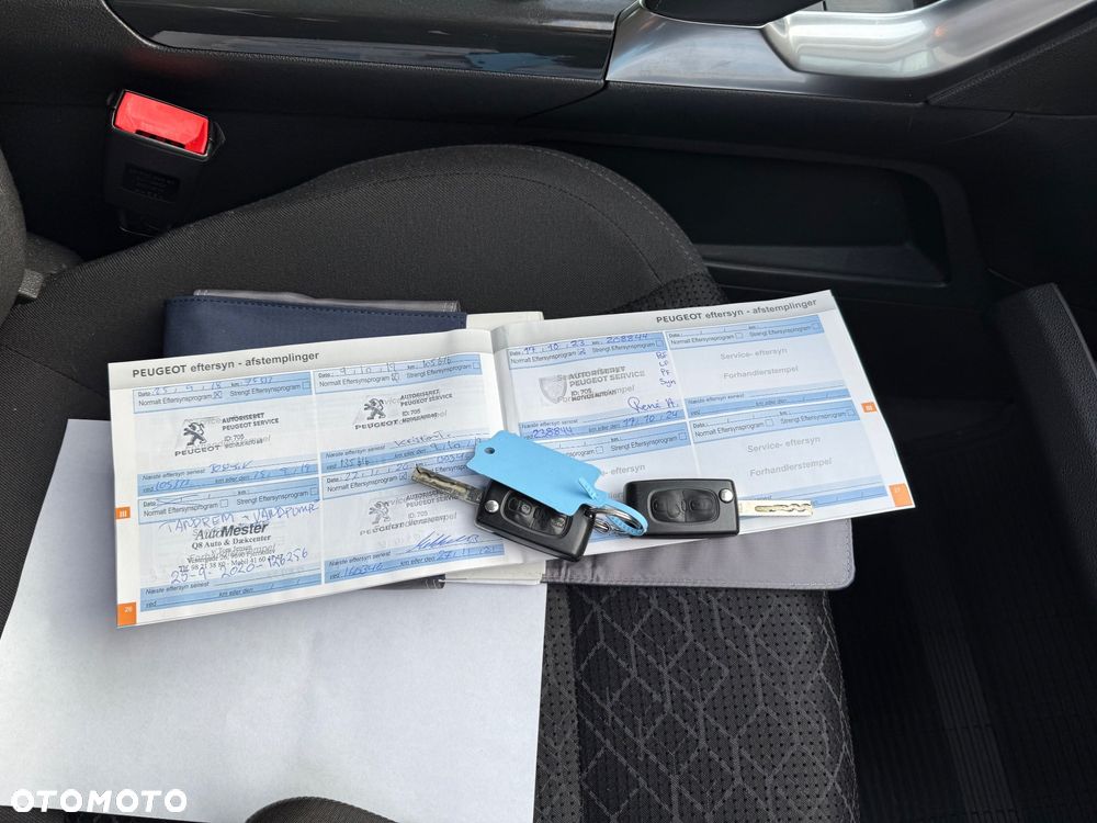 Peugeot 3008 HDi FAP 150 Platinum - 17