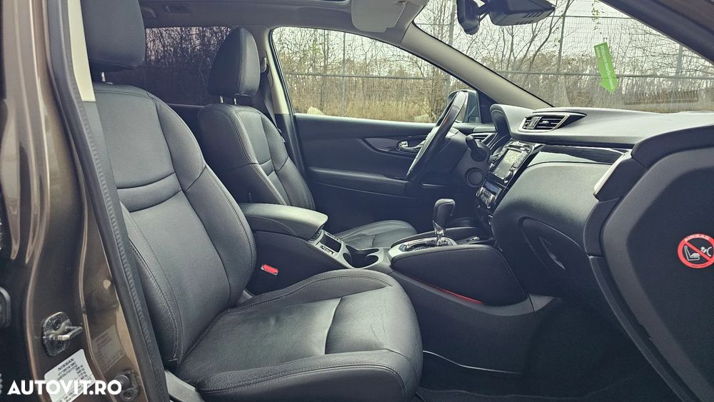 Nissan Qashqai 1.6 DCI Start/Stop X-TRONIC Tekna - 8