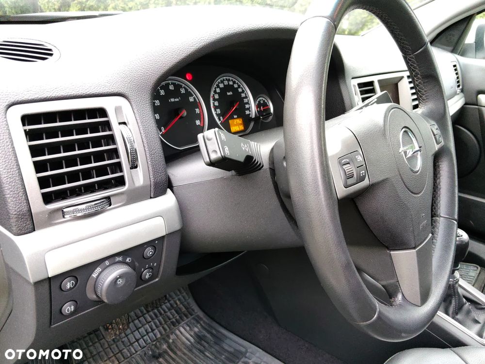 Opel Vectra 2.2 - 19