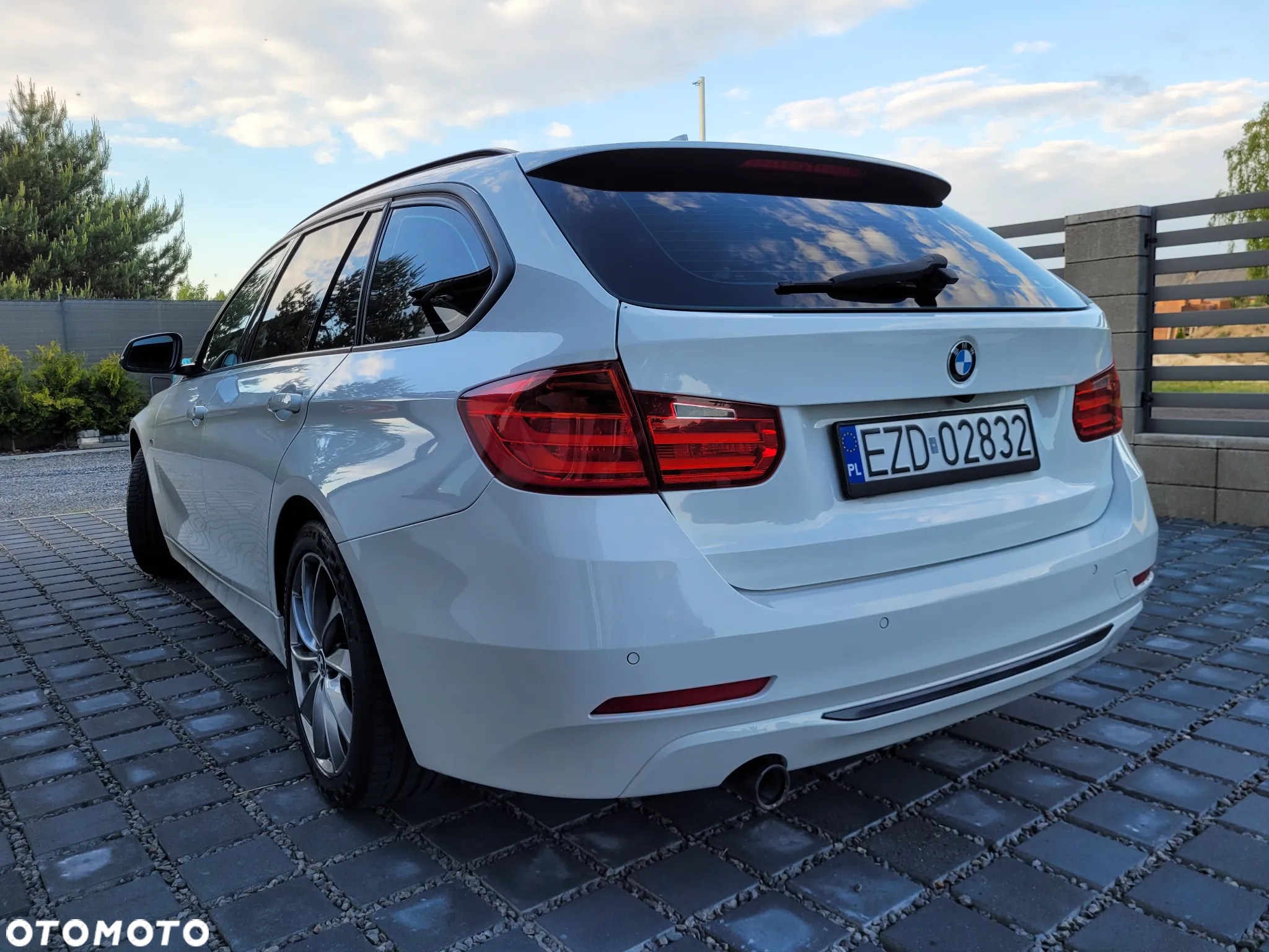 BMW Seria 3 320d Touring Sport-Aut Sport Line - 7