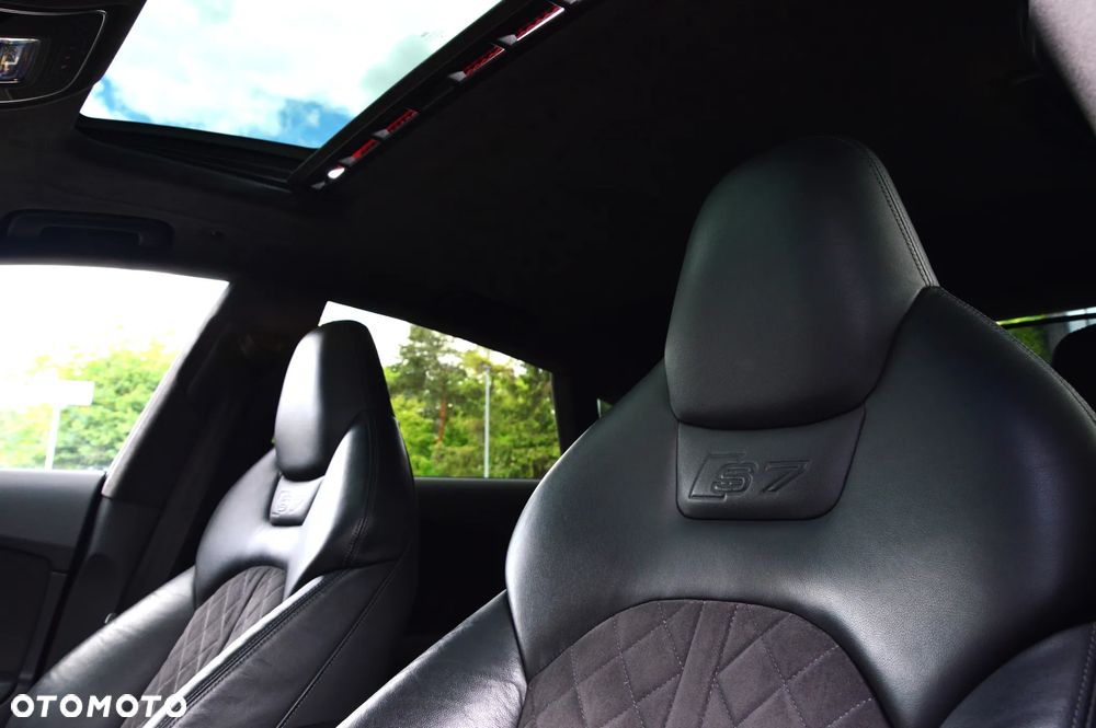 Audi S7 Sportback Standard - 17