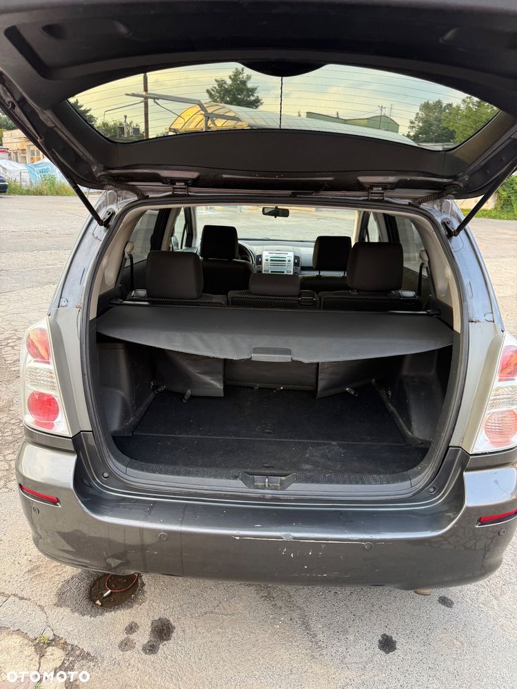 Toyota Corolla Verso 1.6 Gold - 13