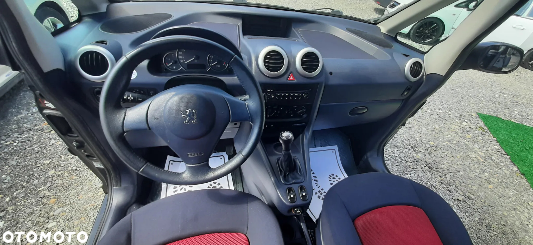 Peugeot 1007 - 28