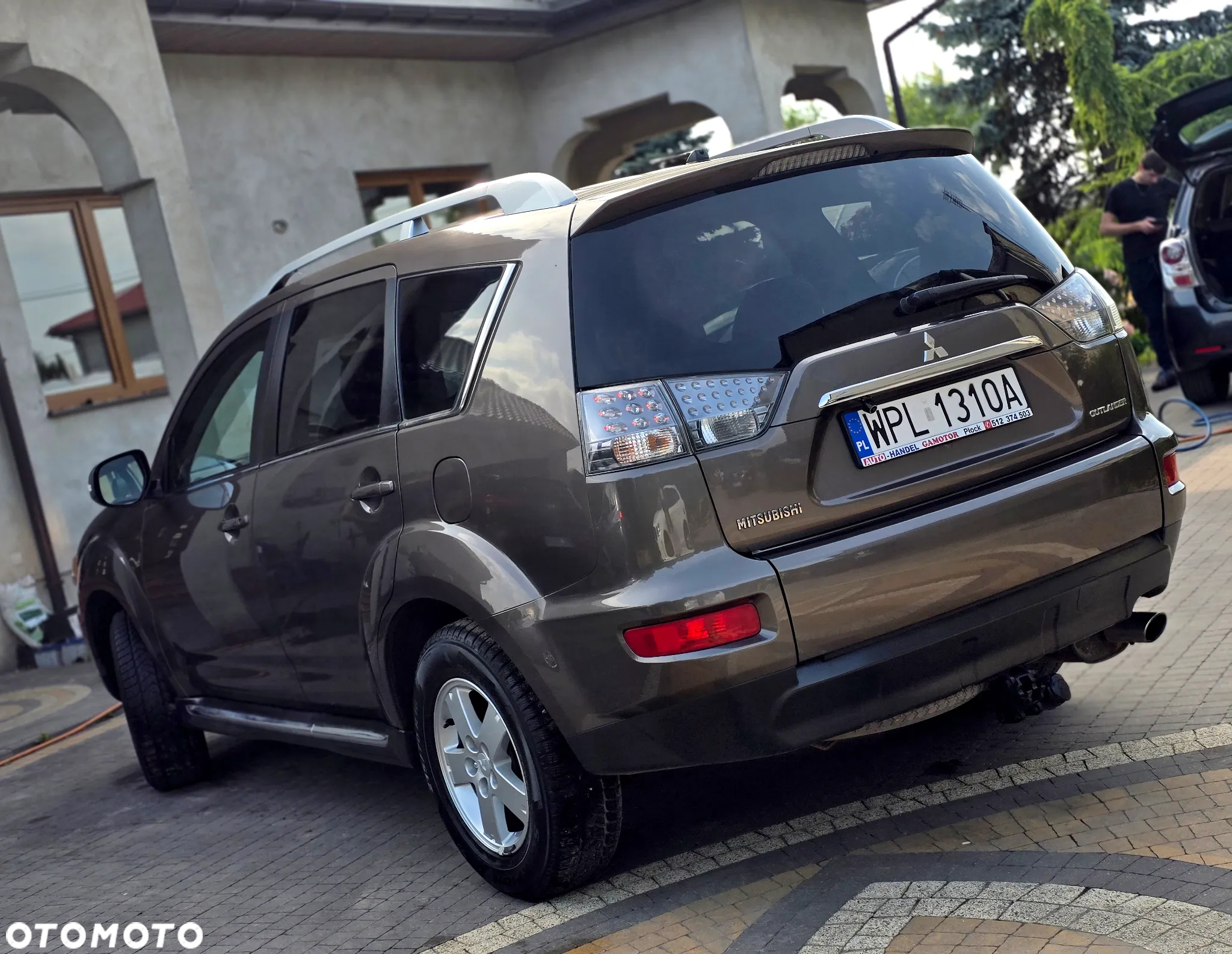 Mitsubishi Outlander - 5