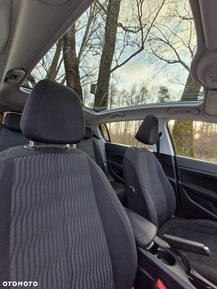 Peugeot 308 1.6 THP Active - 26