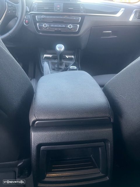 BMW 116 d Line Sport Shadow - 19