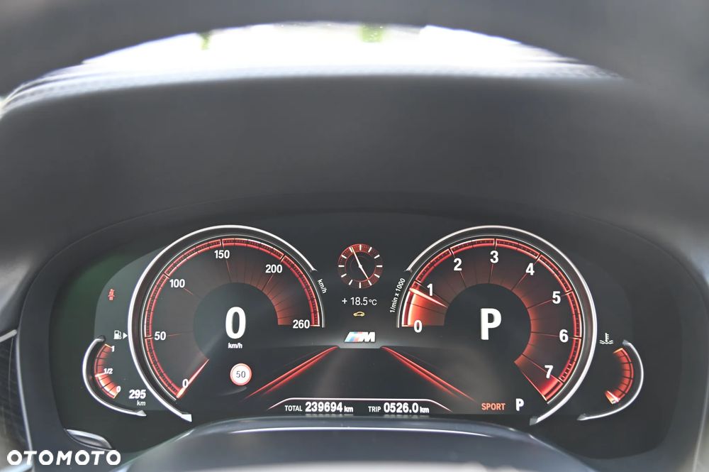 BMW Seria 7 ver-750i-xdrive - 29
