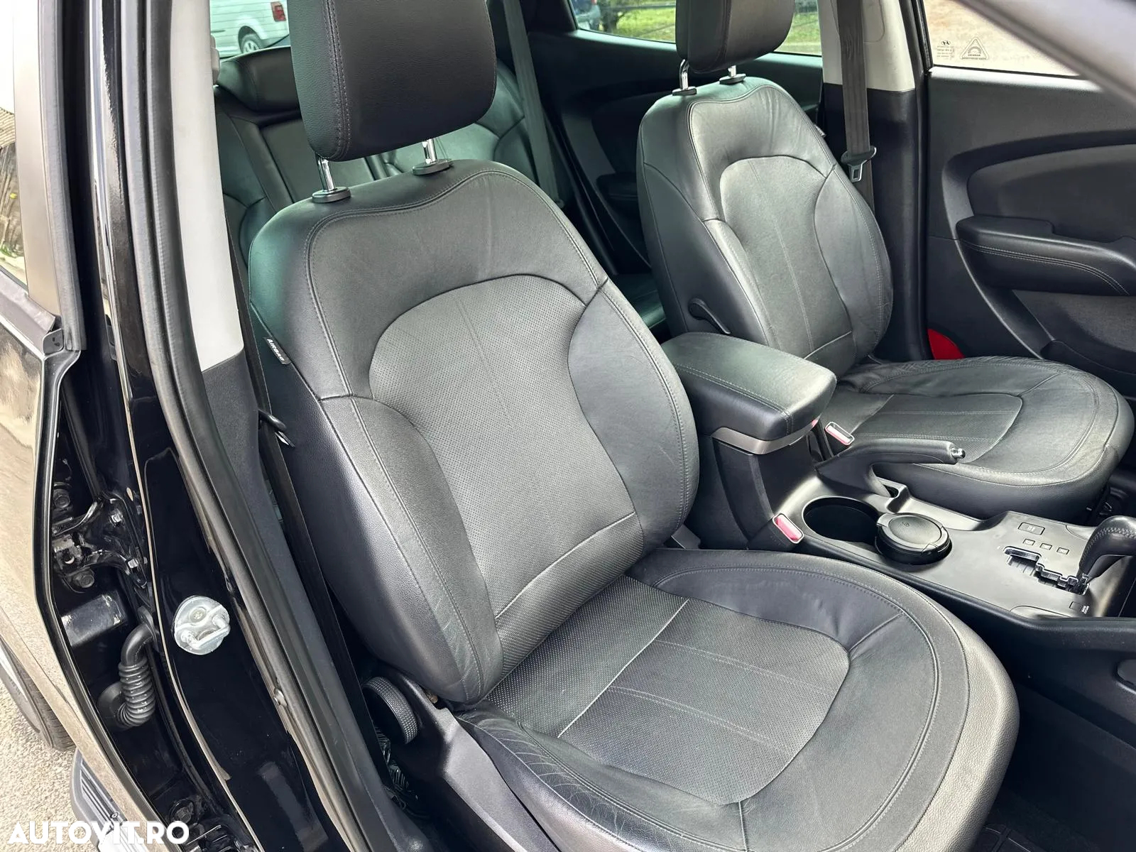 Hyundai ix35 2.0 CRDI 4WD Automatik Luxury - 14