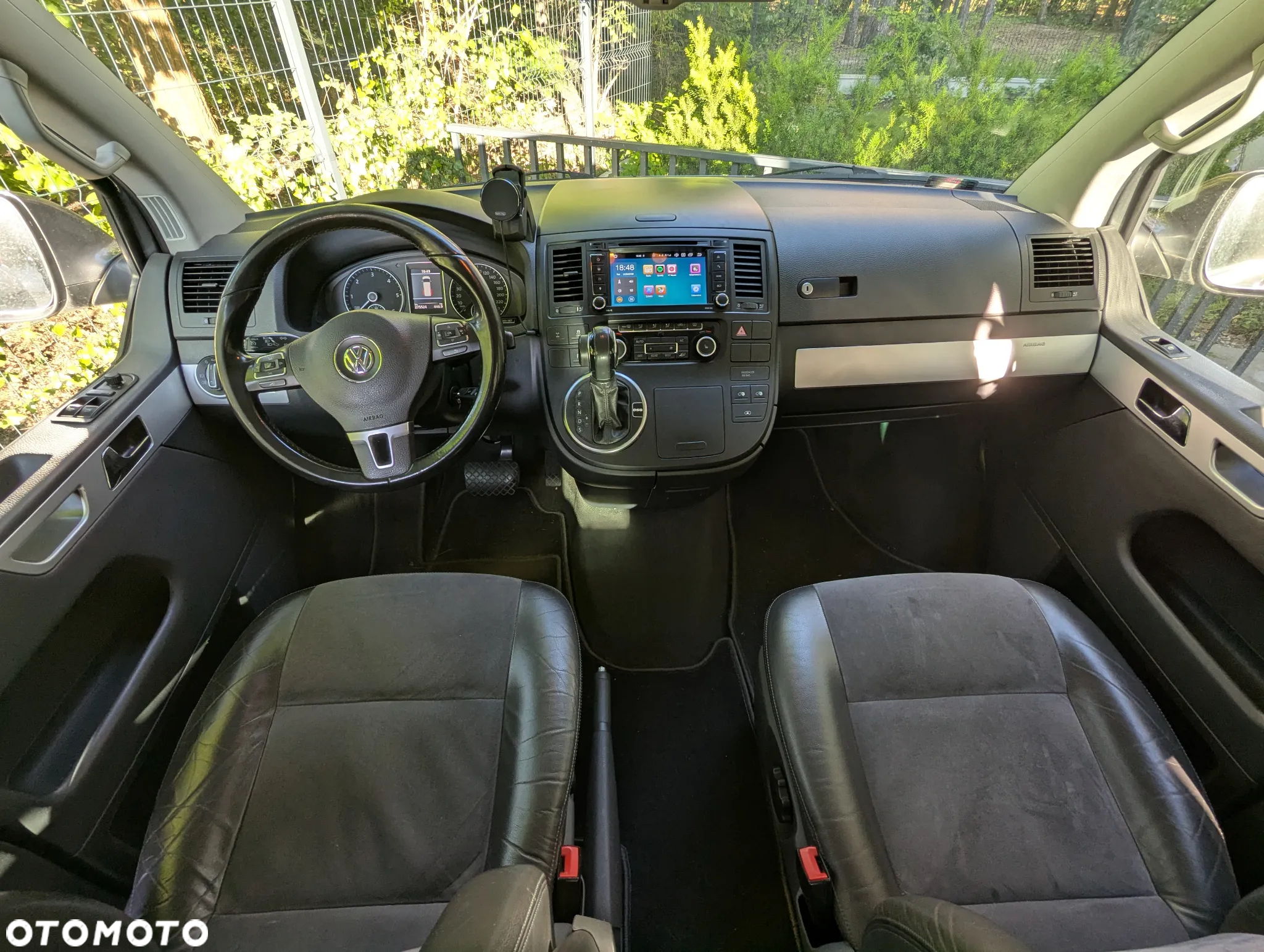 Volkswagen Multivan - 8