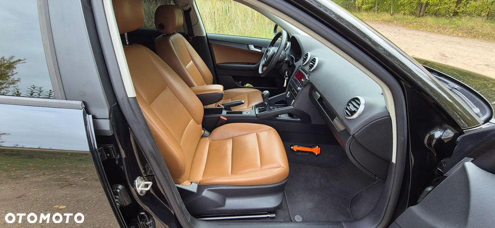 Audi A3 Sportback 1.6 Limited Edition - 12