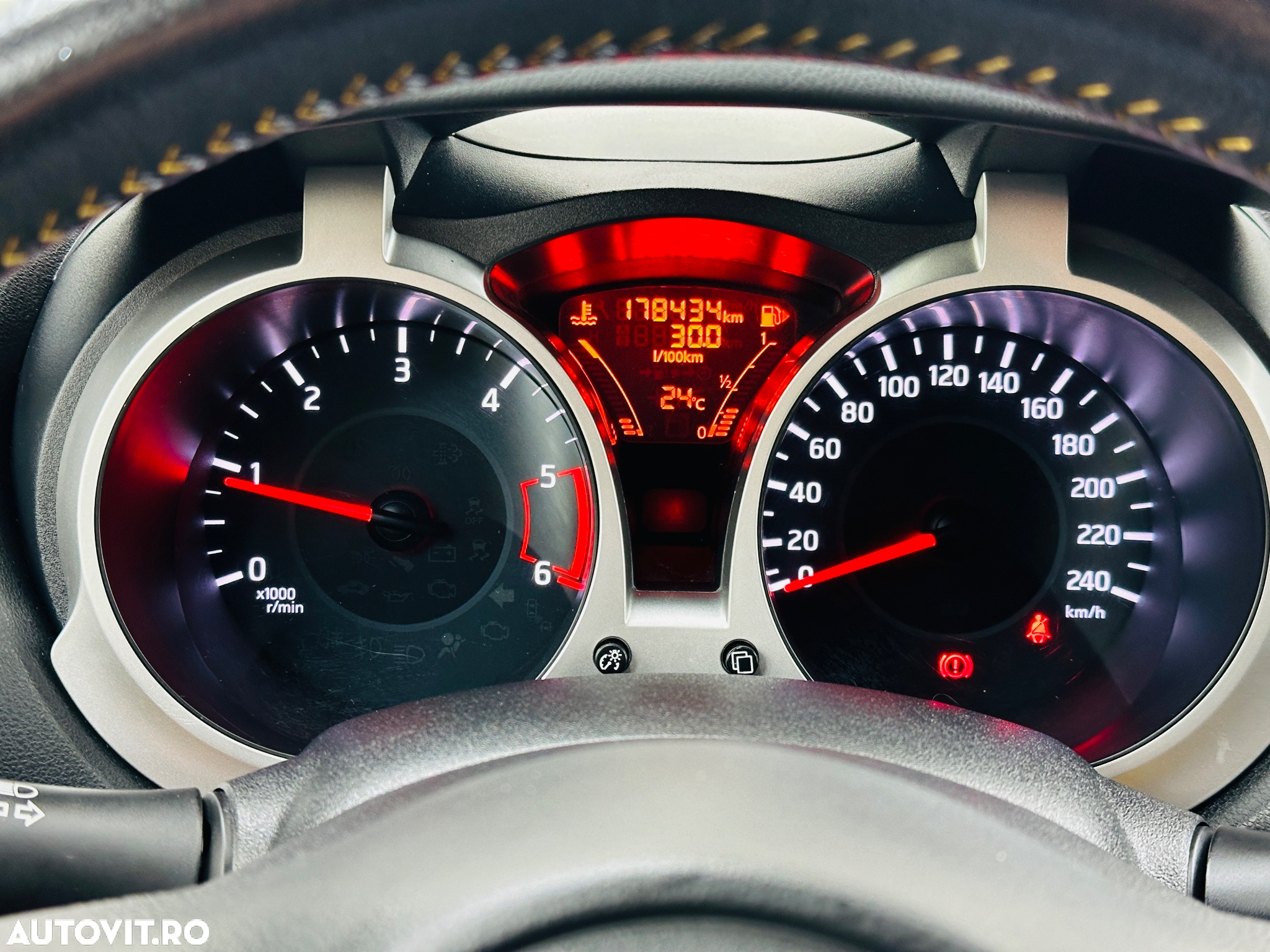 Nissan Juke - 28