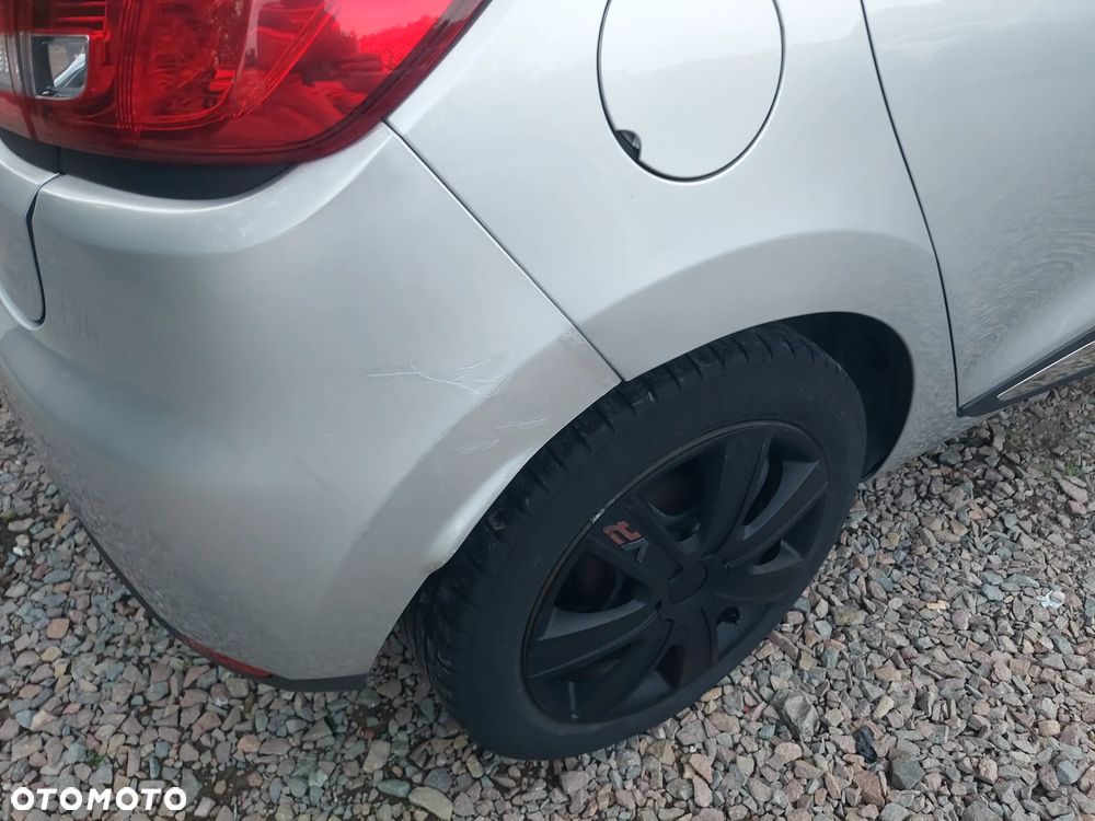 Renault Clio 1.2 16V 75 Dynamique - 12