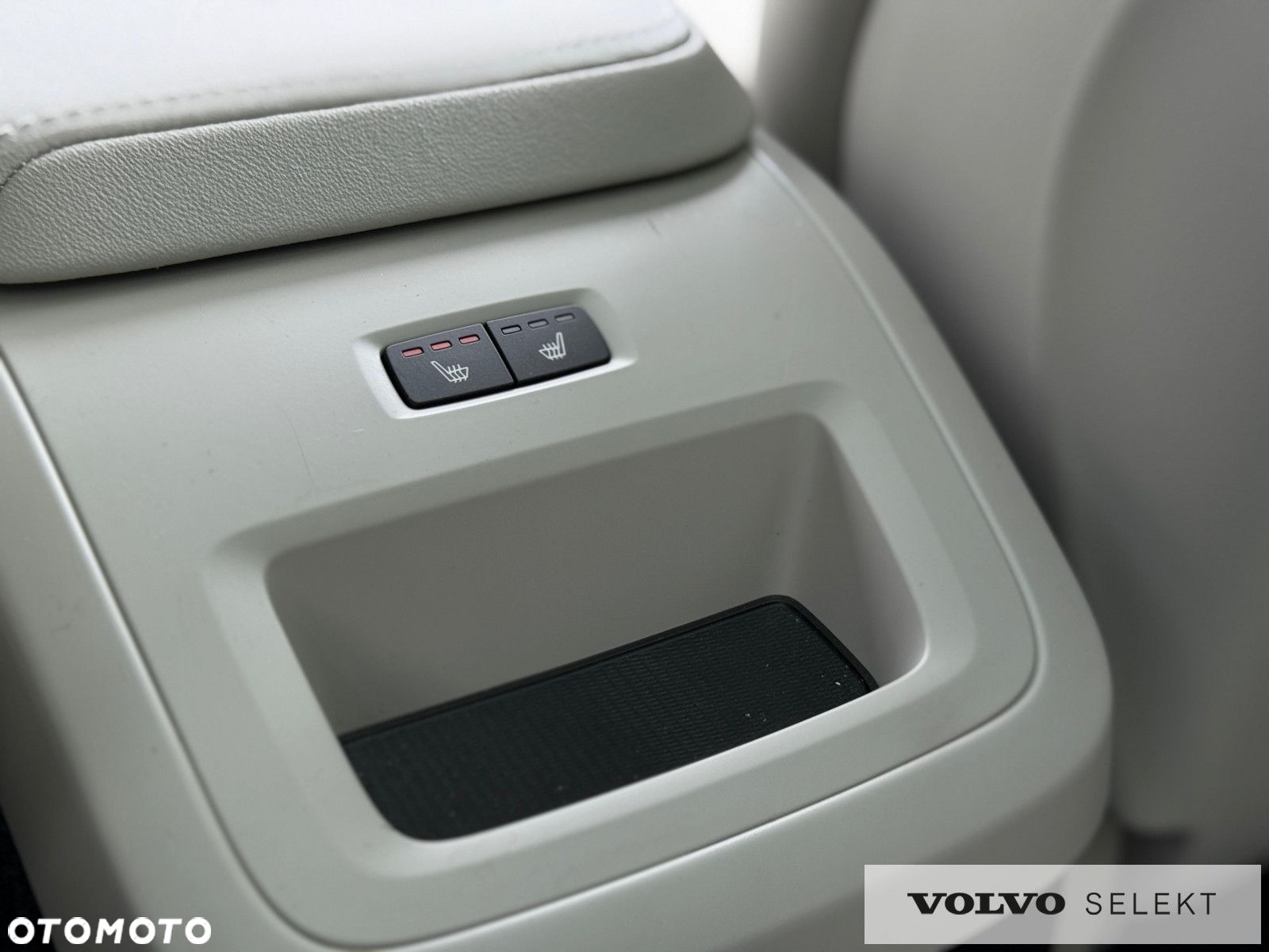 Volvo XC 60 - 31