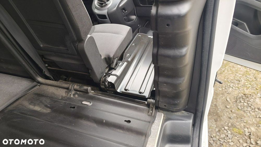 Peugeot Partner - 13