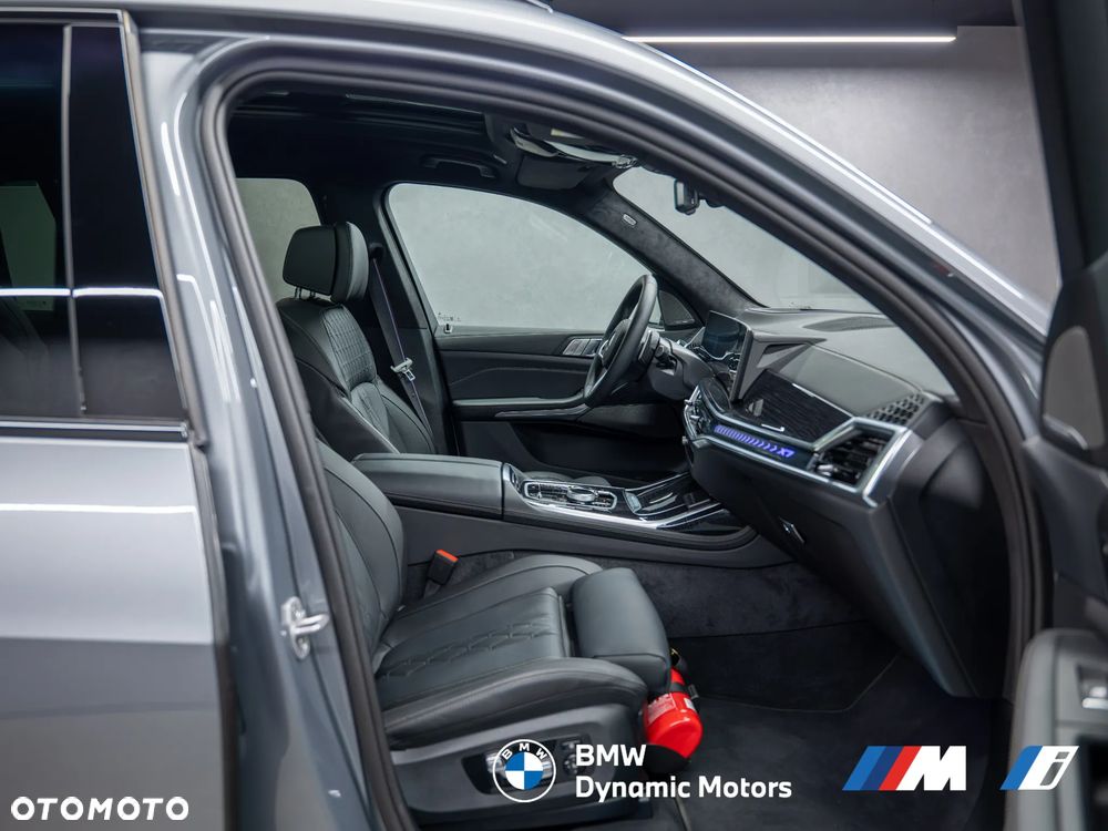 BMW X7 xDrive40i - 23