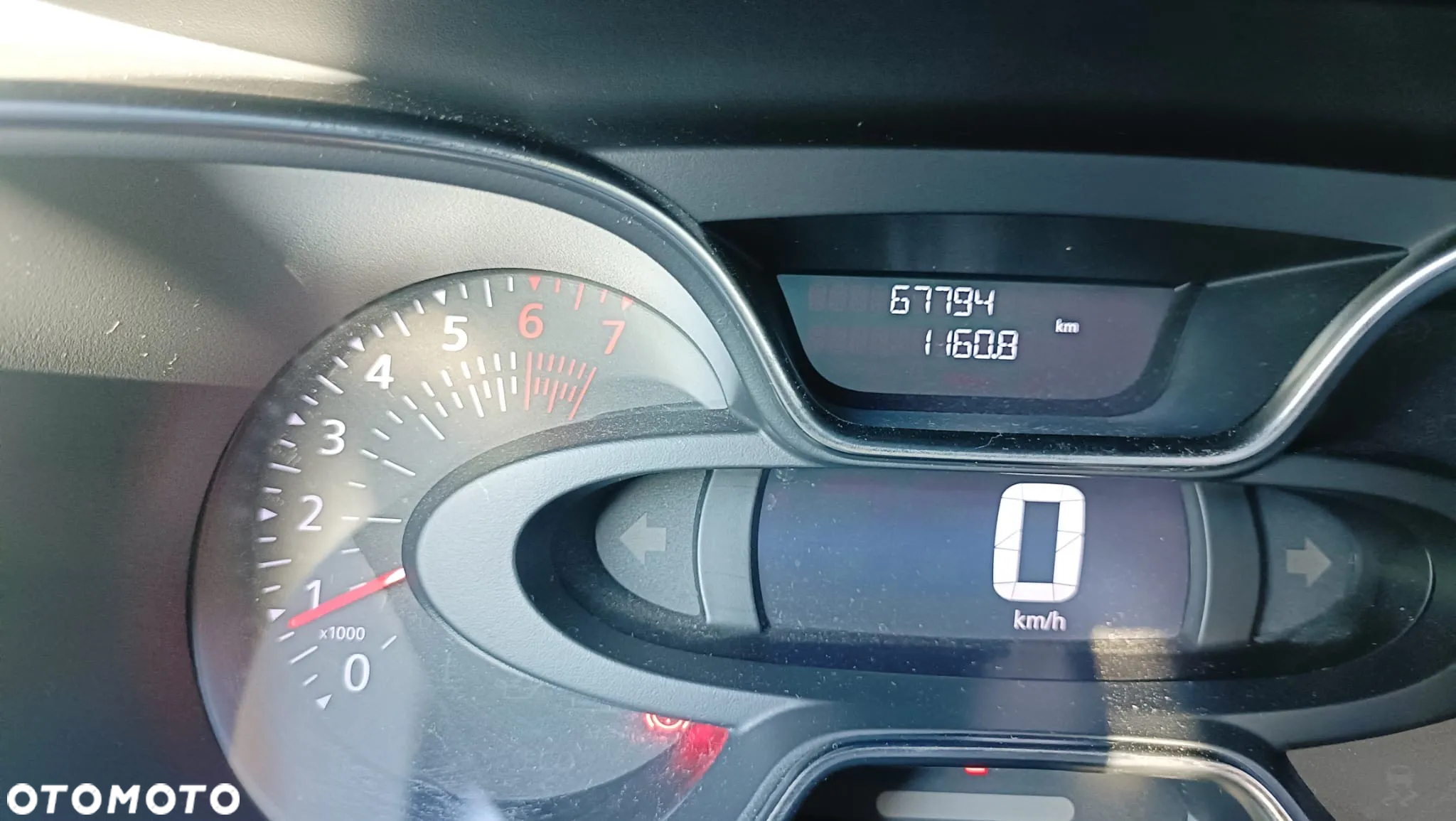 Renault Captur 1.2 Energy TCe Limited - 8