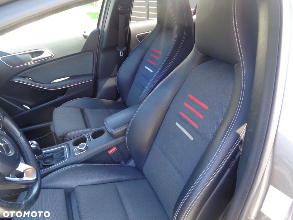 Mercedes-Benz Klasa A 180 BlueEfficiency Edition - 13
