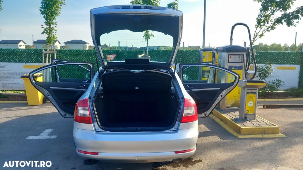 Skoda Octavia 2.0 TDI Ambiente - 5