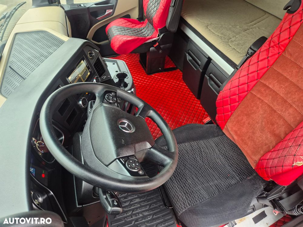 Mercedes-Benz Actors 1845LS - 6