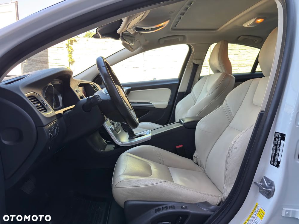Volvo S60 T5 Drive-E Summum - 16