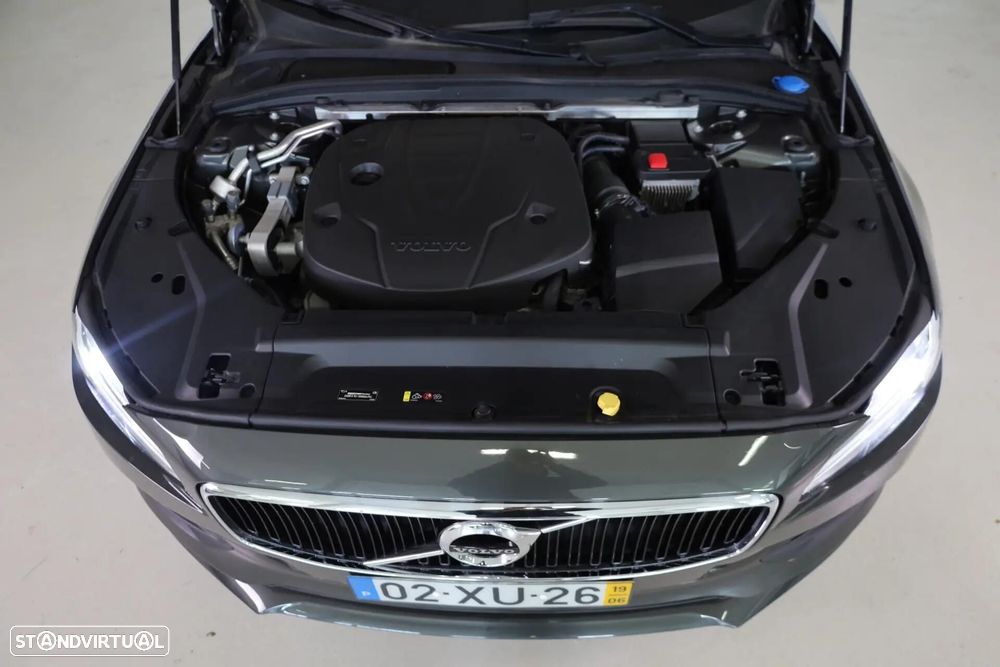 Volvo V90 2.0 D4 Momentum Plus Geartronic - 10