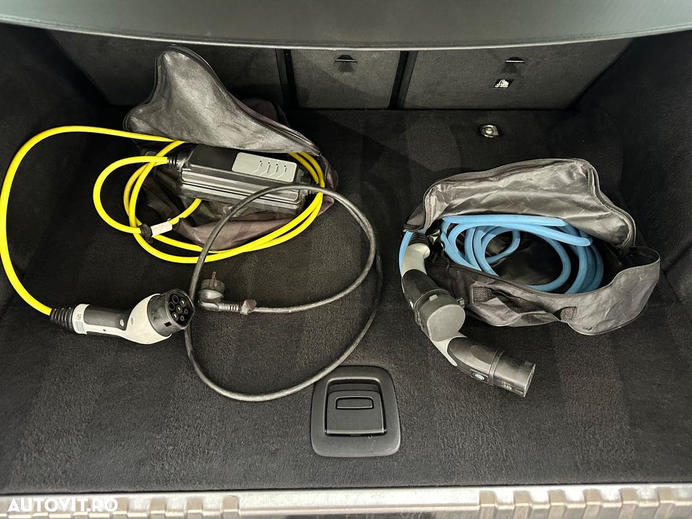 BMW X3 xDrive30e AT PHEV - 26
