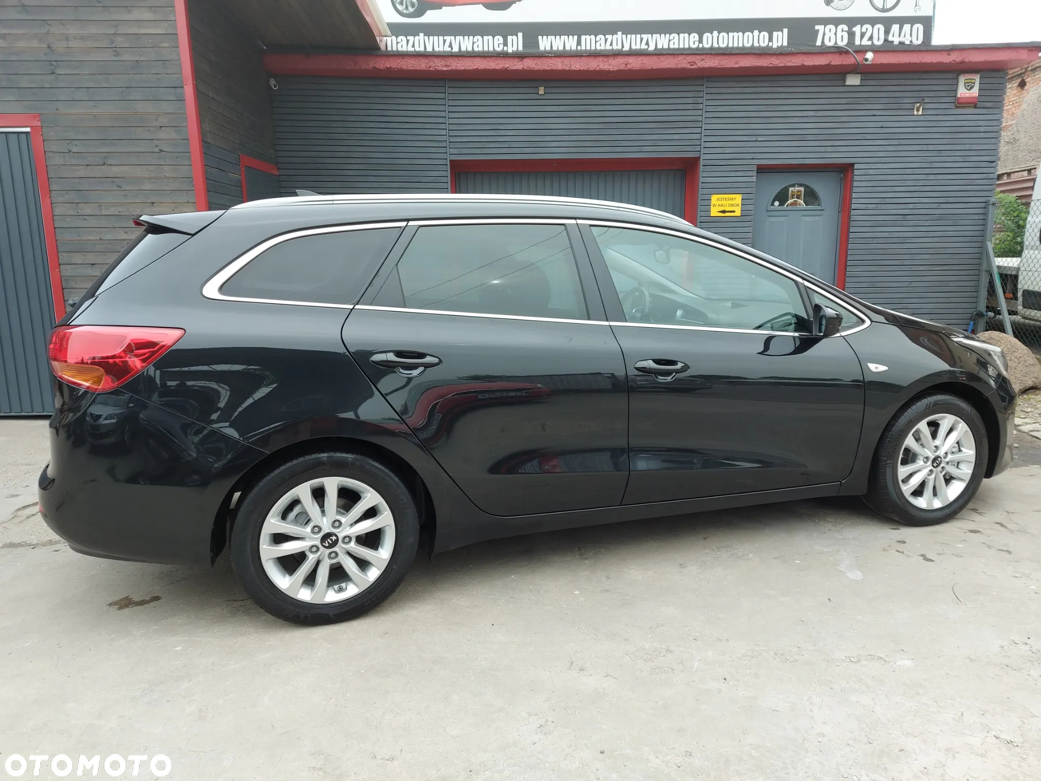 Kia Ceed 1.6 GDI DCT Spirit - 14