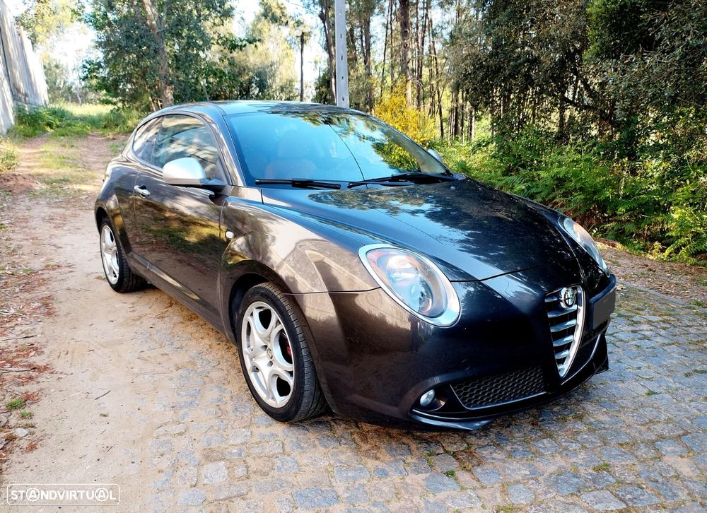 Alfa Romeo MiTo 1.3 JTD Distinctive S&S - 2
