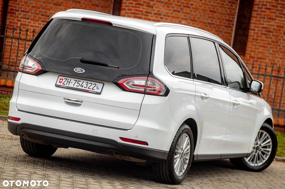 Ford Galaxy - 12