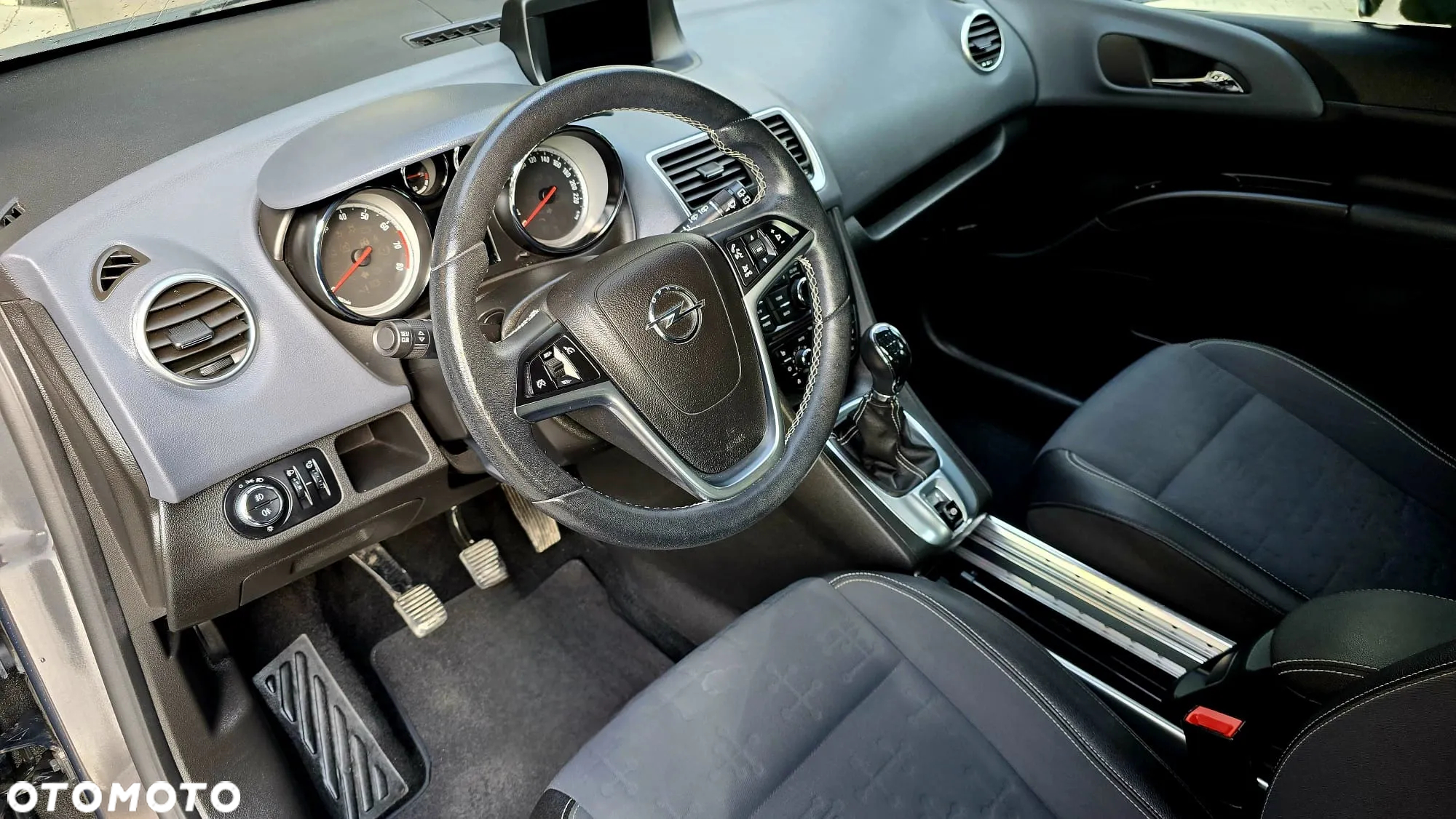Opel Meriva 1.4 T Cosmo - 9