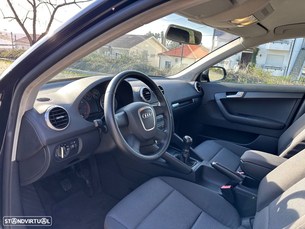 Audi A3 Sportback 1.6 TDI Attraction - 13