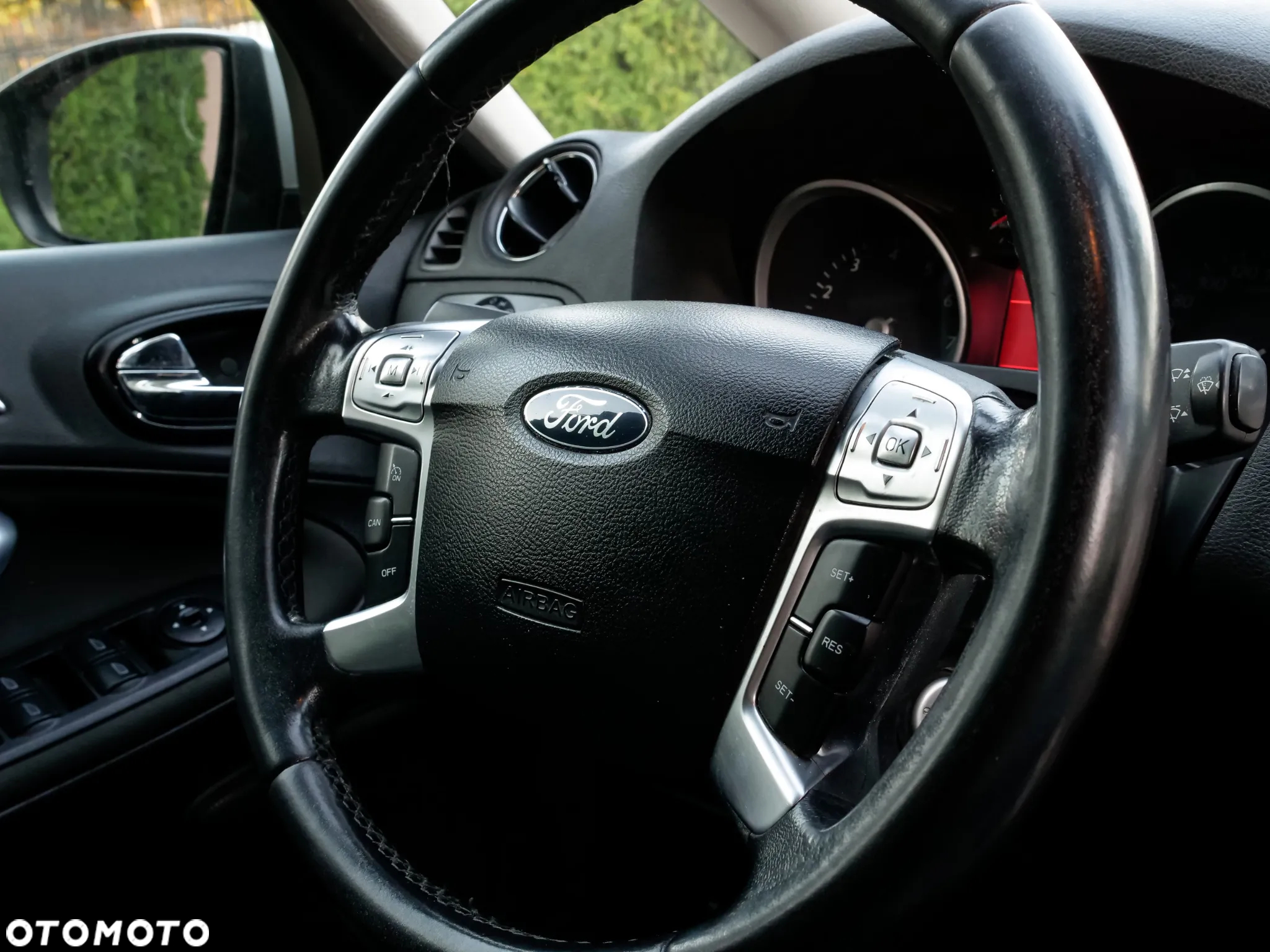 Ford S-Max - 27