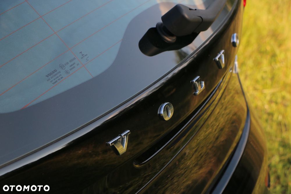 Volvo V40 D4 Drive-E R-Design Momentum - 10