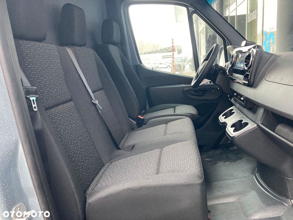 Mercedes-Benz Sprinter 317 CDI - 18