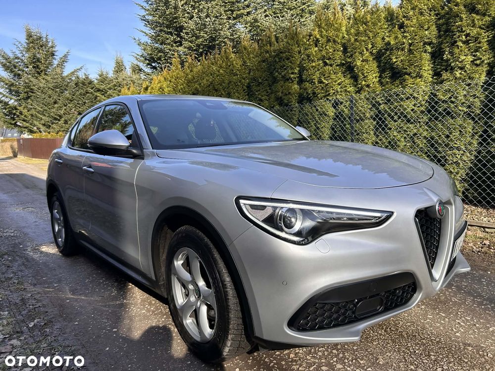 Alfa Romeo Stelvio 2.2 JTDM - 13